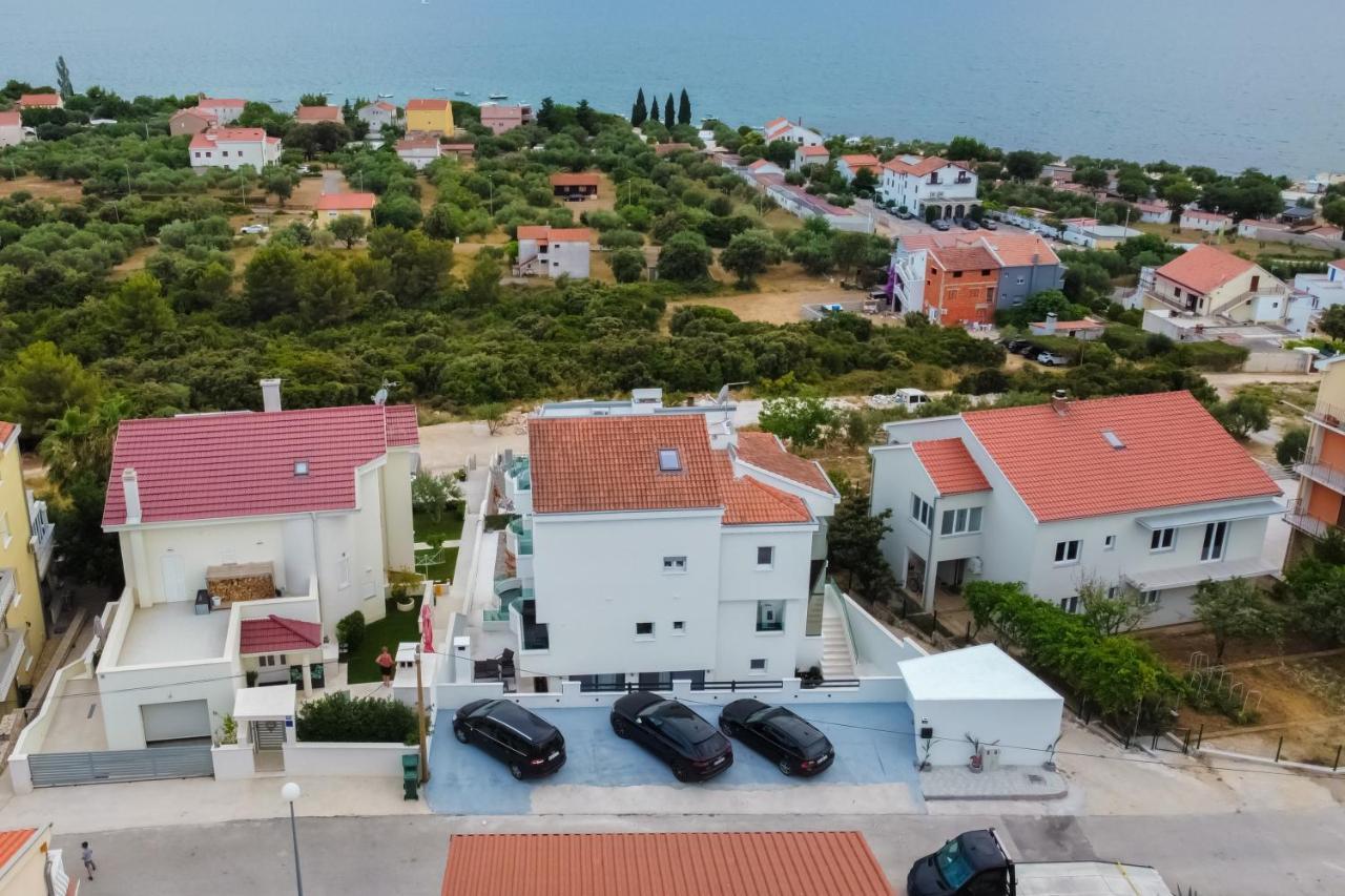 Holiday House Dominik Apartments Sveti Petar  Eksteriør billede